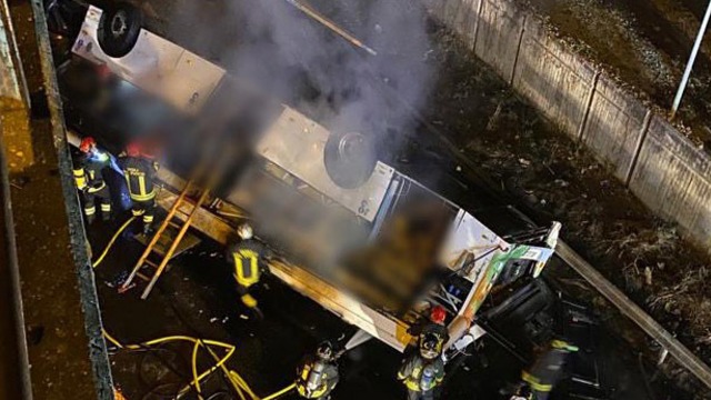 Italy: Two children among 21 dead as bus plunges from bridge in Venice