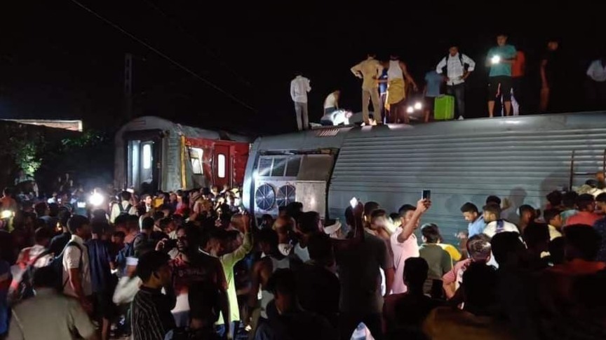 At least four killed, over 100 injured in India’s train derailment in Bihar