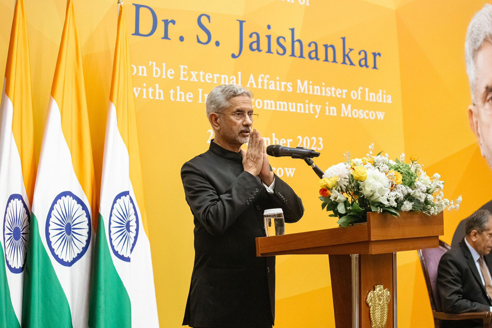 EAM Jaishankar meets Indian community members in Moscow, appreciates their contribution for building steady bilateral ties