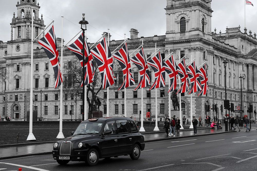 UK: Inflation rate drops to 3.9%, country records its lowest figure in 2 years