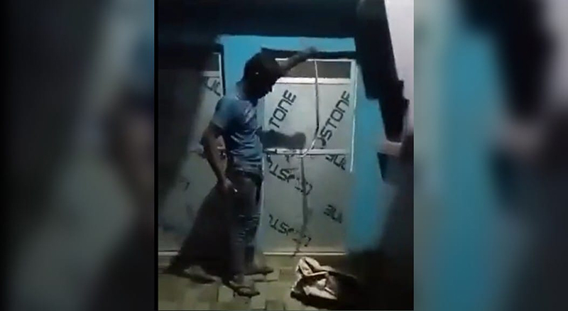 VIRAL: Drunk man claiming to be ‘father of Mahakal’ while taunting a krait dies of snakebite in Uttar Pradesh