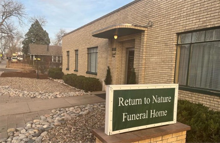 US: Owner, wife of funeral home arrested after 189 decaying bodies recovered from facility