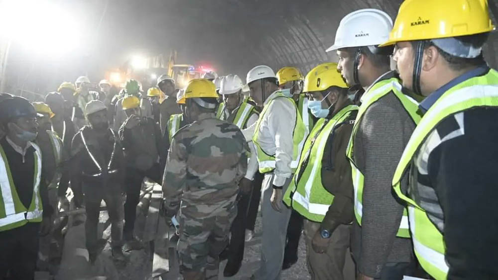 Uttarakhand: Operation to rescue 41 trapped labourers from Silkyara tunnel to begin soon after late-night snag halts drilling