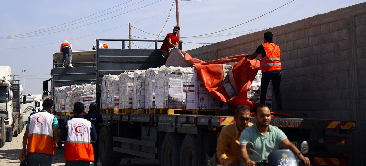 Hamas-Israel truce: UN confirms more aid entering Gaza