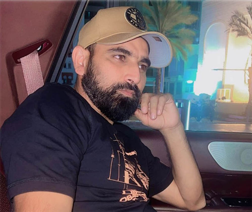 Cricketer Mohammed Shami saves person who met with a car accident in Nainital