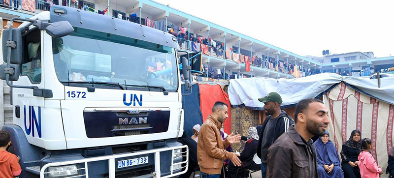 Gaza: Vital aid reaches north as Hamas-Israel truce enters final day