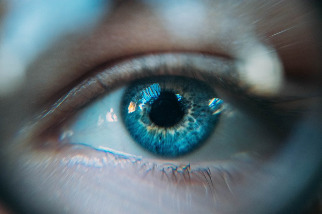 An eye