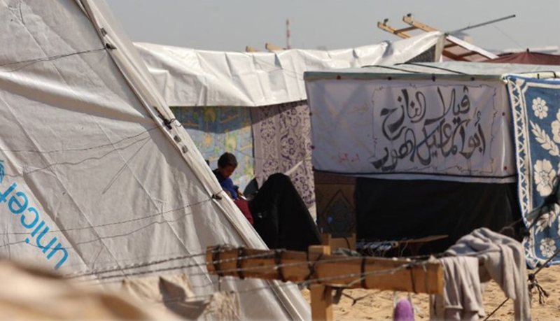 Some 30,000 people are sheltering at the site and the death toll could be higher, said Philippe Lazzarini, UNRWA Commissioner General, who also took to the platform to lament "another horrific day in Gaza".
