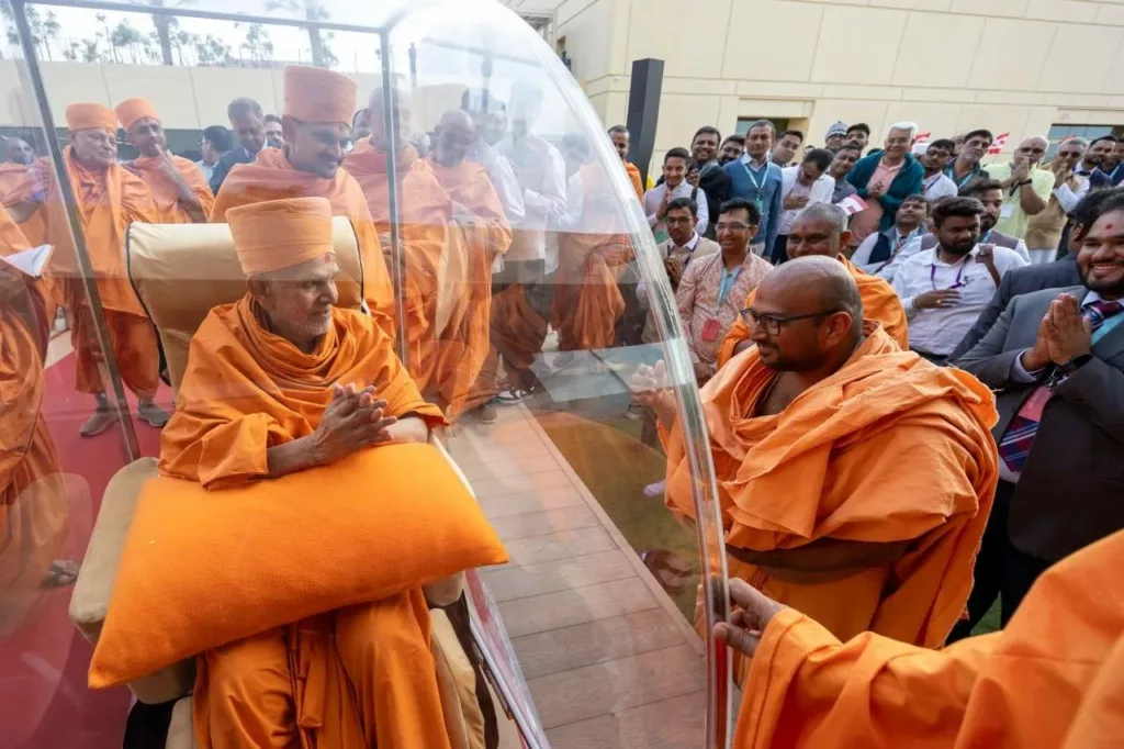 Mahant Swami Maharaj in Abu Dhabi