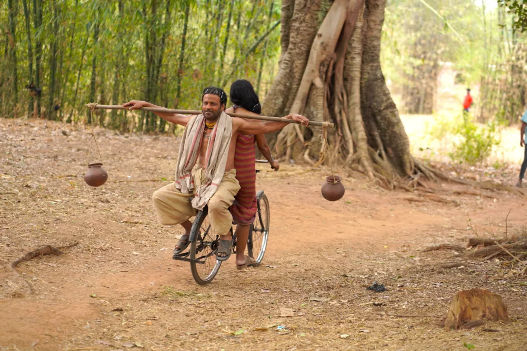 Manoj Bajpai and Tannishtha Chatterjee in Joram