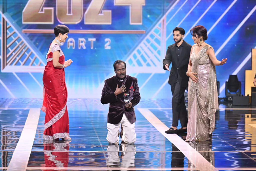 Legend L. Vijayandran received the Lifetime Achievement” award. Photo courtesy: Mediacorp.