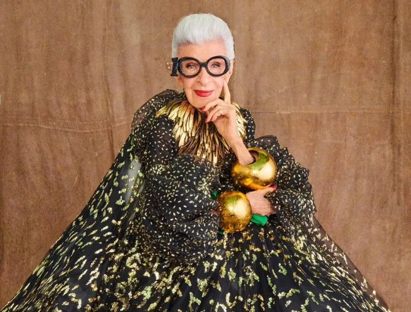 American style icon and designer Iris Apfel dies at 102