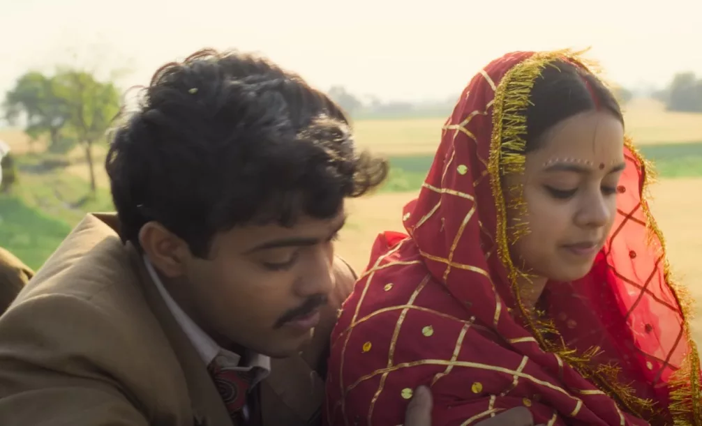 Deepak Kumar (Sparsh Shrivastav) (left) and Phool Kumari (Nitanshi Goel). Photo courtesy: Screengrab from YouTube