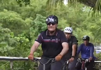 Iswaran in a cycling promotion video