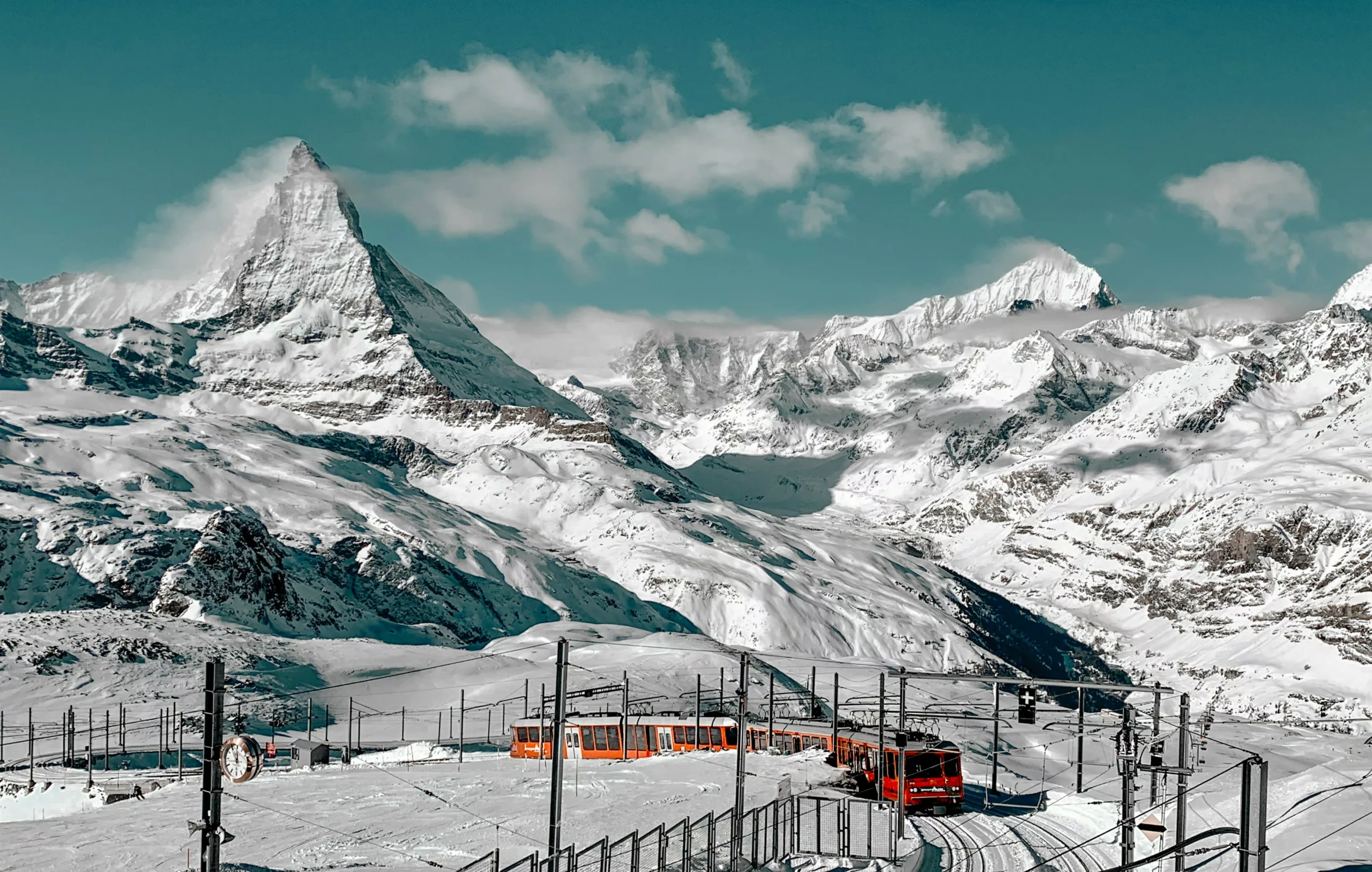 Five skiers found dead in Swiss Alps