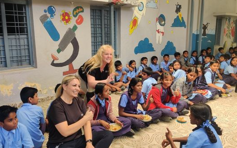 Mid-day meal volunteers