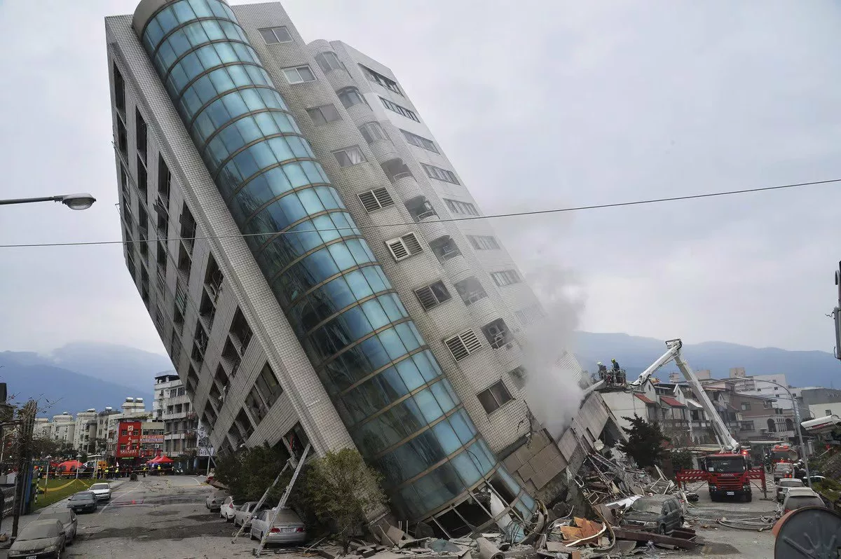 93 aftershocks rock Taiwan, strongest touches magnitude 6.3