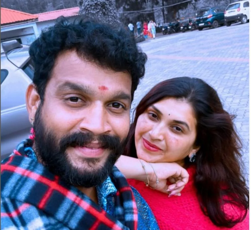 Telugu actor Chandrakanth commits suicide just days after co-star Pavithra Jayaram dies in road mishap