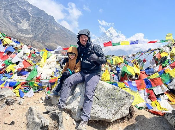 Abyan and Zikri after reaching their Everest landmark
