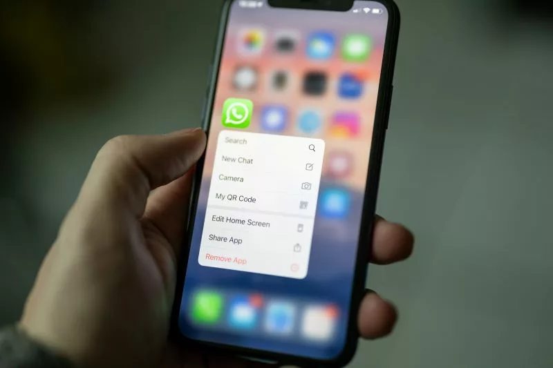 WhatsApp to block users from taking snapshots of profile pictures with new update