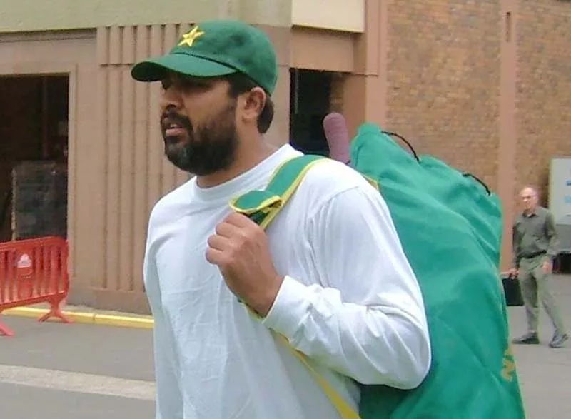 Former Pakistan skipper Inzamam-ul-Haq claims Indian players were involved in ball-tampering during T20 World Cup clash against Australia