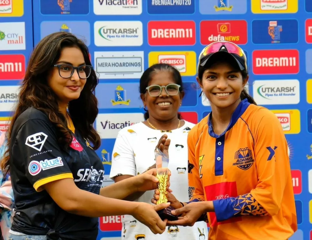 Dhara Gujjar scored a fifty and picked up 3 wickets to help her team win. Photo courtesy: .instagram.com/bengalprot20league