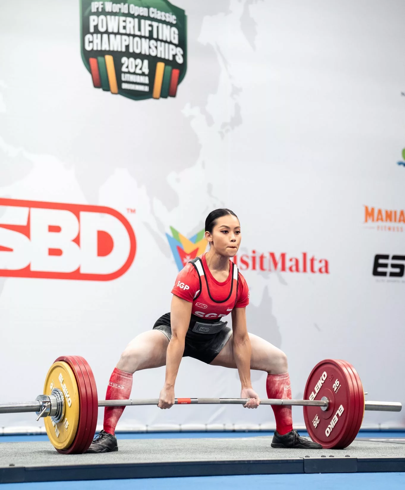 Singaporean powerlifter Farhanna Farid sets new world record with 209kg deadlift
