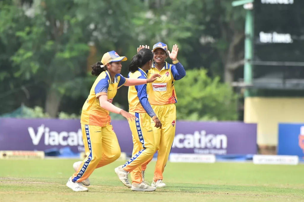 Sobisco Smashers Malda players celebrating the fall of a wicket on June 13th against Rashmi Medinipur Wizards. Photo courtesy: Collected