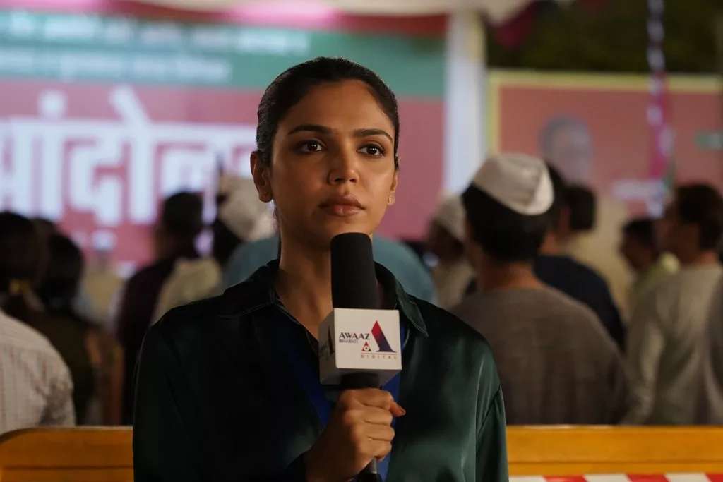 Shriya Pilgaonkar plays the role of reporter Radha Bhargava in the series. Photo courtesy: ZEE5 Global