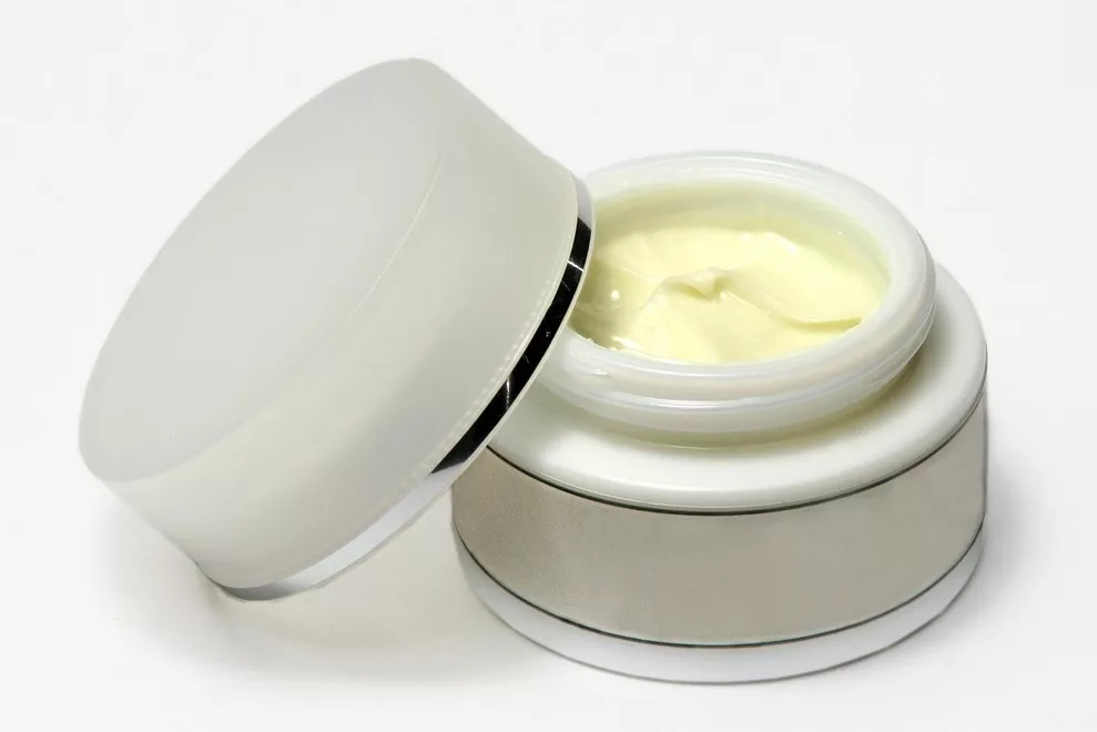Singapore HSA alerts public to severe steroidal reaction from use of skin-soothing cream