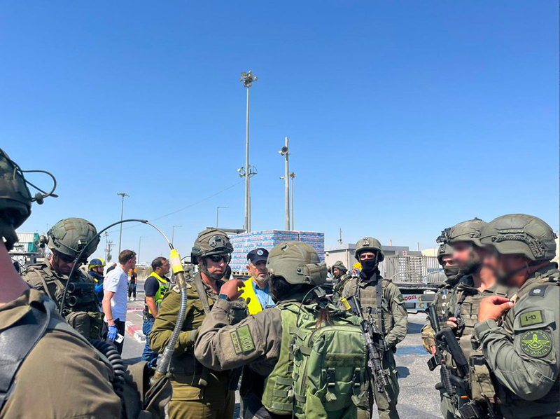 Shooting at West Bank-Jordan crossing leaves three Israelis dead