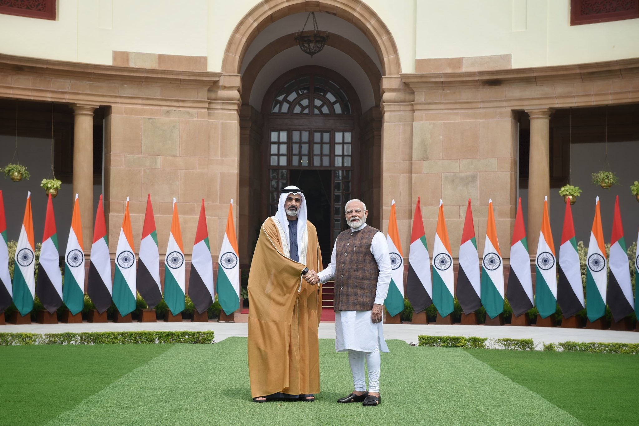 Narendra Modi,  visiting Abu Dhabi Crown Prince discuss future areas of cooperation in New Delhi