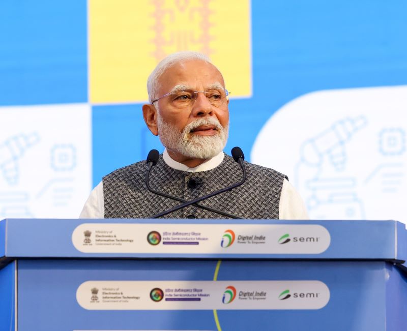 Indian PM Narendra Modi inaugurates RE-INVEST