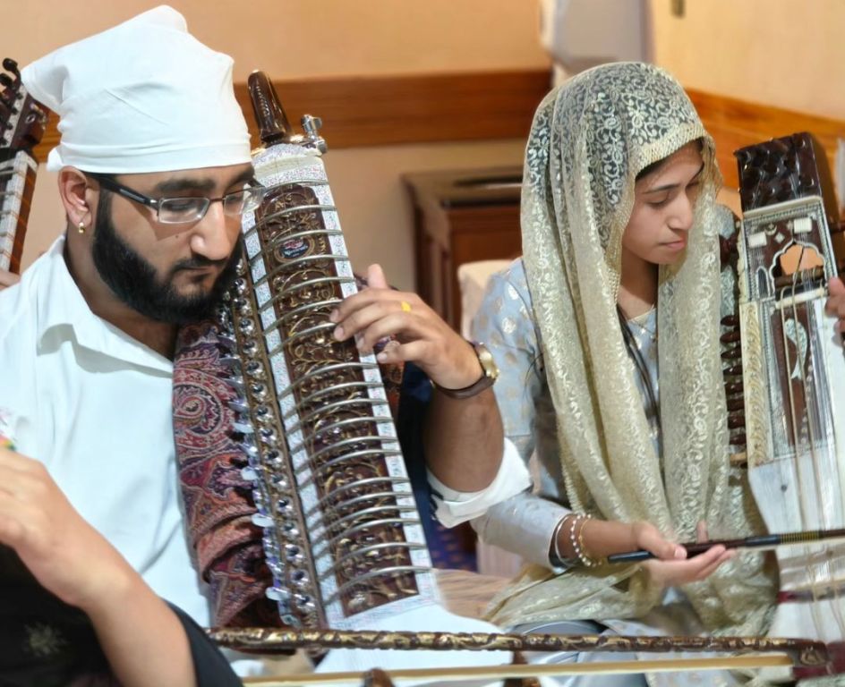 The academy teaches traditional kirtan string instruments to students. Photo courtesy: www.instagram.com/gsa.music
