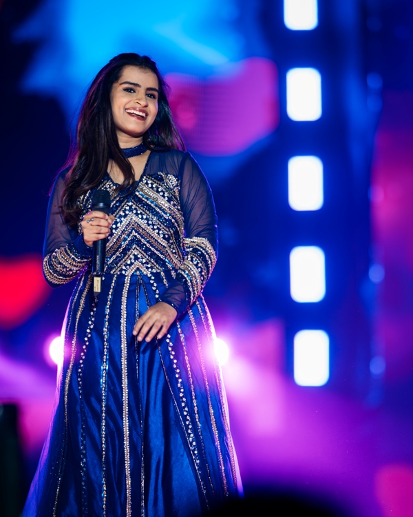 Singer Sivaangi Krishnakumar