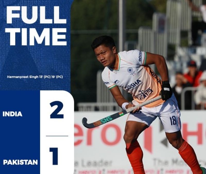 India reach Asia Cup semi-finals by beating arch-rival Pakistan 2-1 in last group encounter