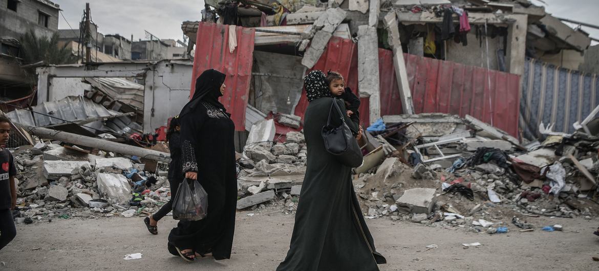 Hamas says it is ready to stop ongoing fighting if Israel accepts Gaza ceasefire 