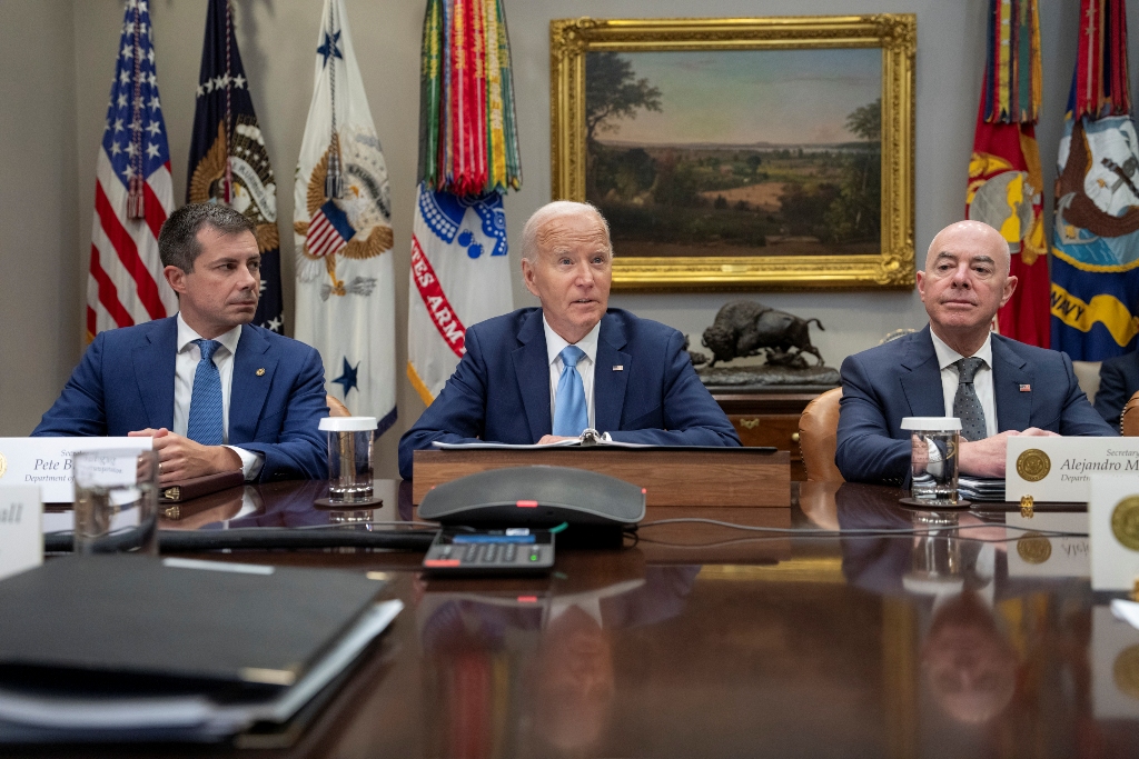 US President Joe Biden (middle). Photo courtesy: x.com/POTUS