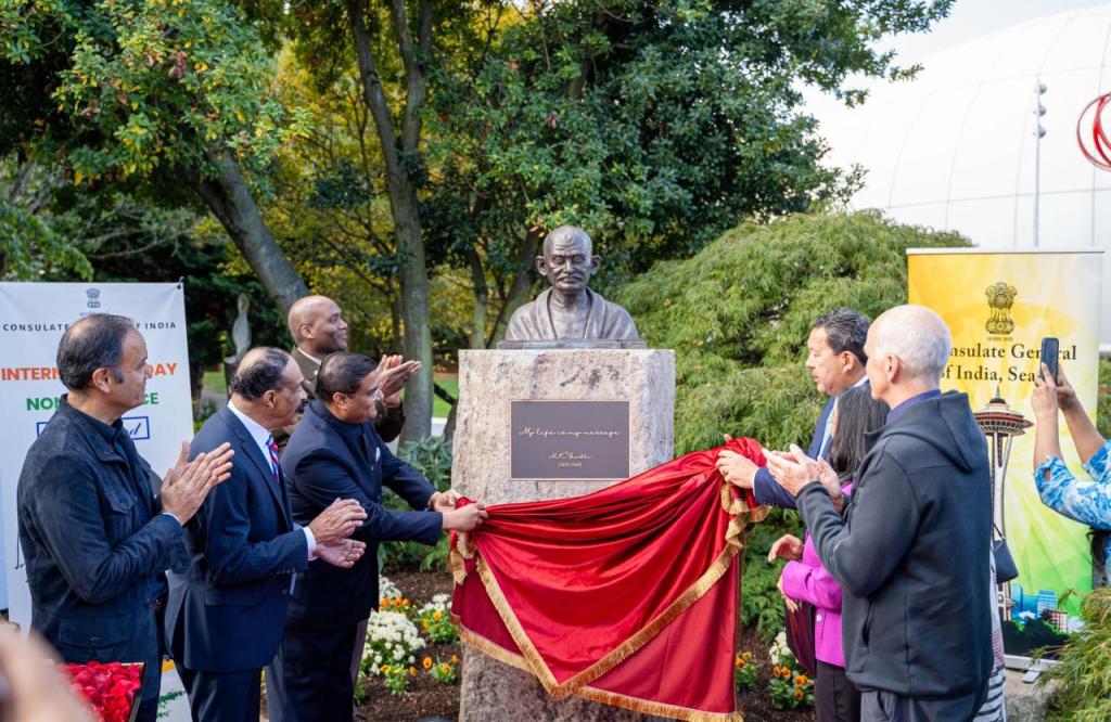 Bust of Mahatma Gandhi unveiled at Seattle Center on his birth anniversary, honouring non-violence and peace