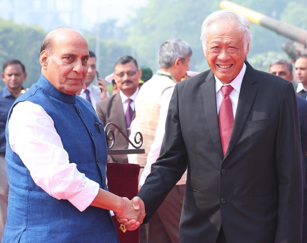 Defence Ministers of India, Rajnath Singh (left), and Singapore, Dr Ng Eng Hen. Photo courtesy: x.com/rajnathsingh
