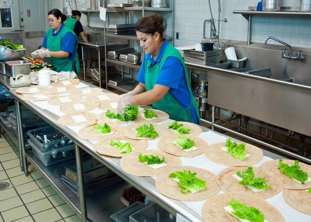 Women workers in food business