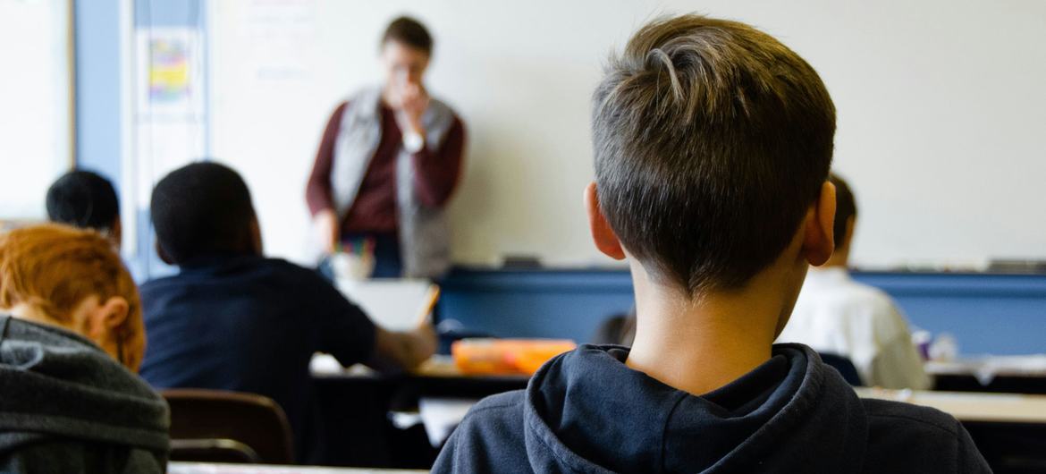 Experts are now saying adolescents face mounting pressure at school