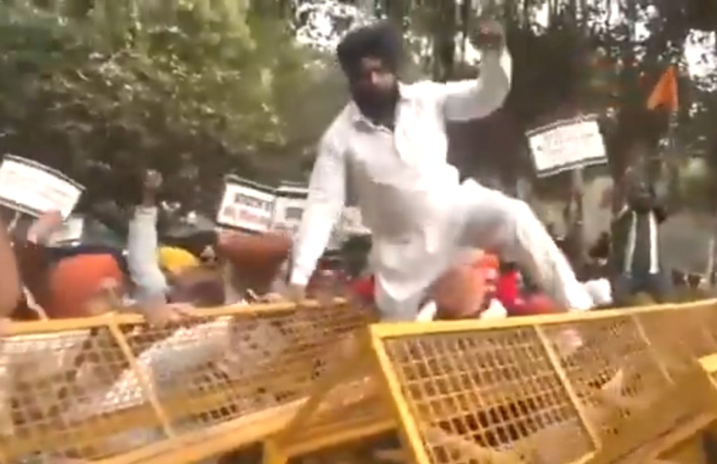 Over 1,200 protestors rally outside Canada High Commission in Delhi, condemn Brampton temple attack