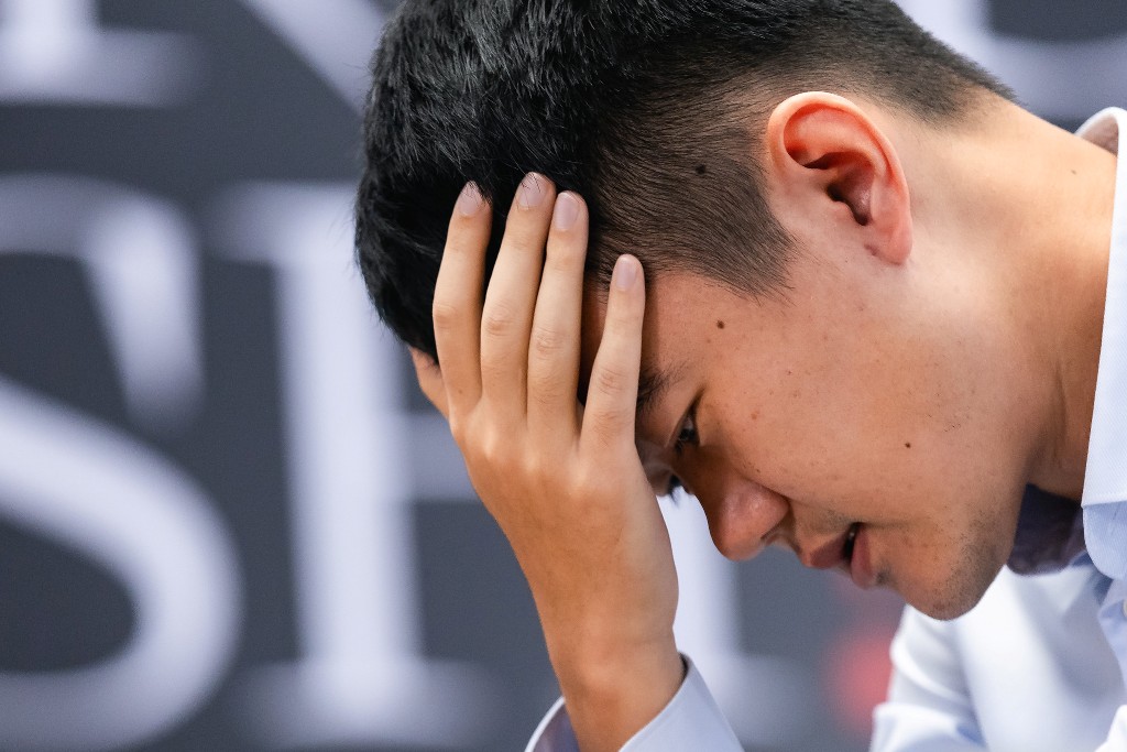 Ding Liren was put into pressure with a superb opening move by Gukesh in the third game. Photo courtesy: @engchinan
 and 
@photochess via twitter.com/FIDE_chess
 