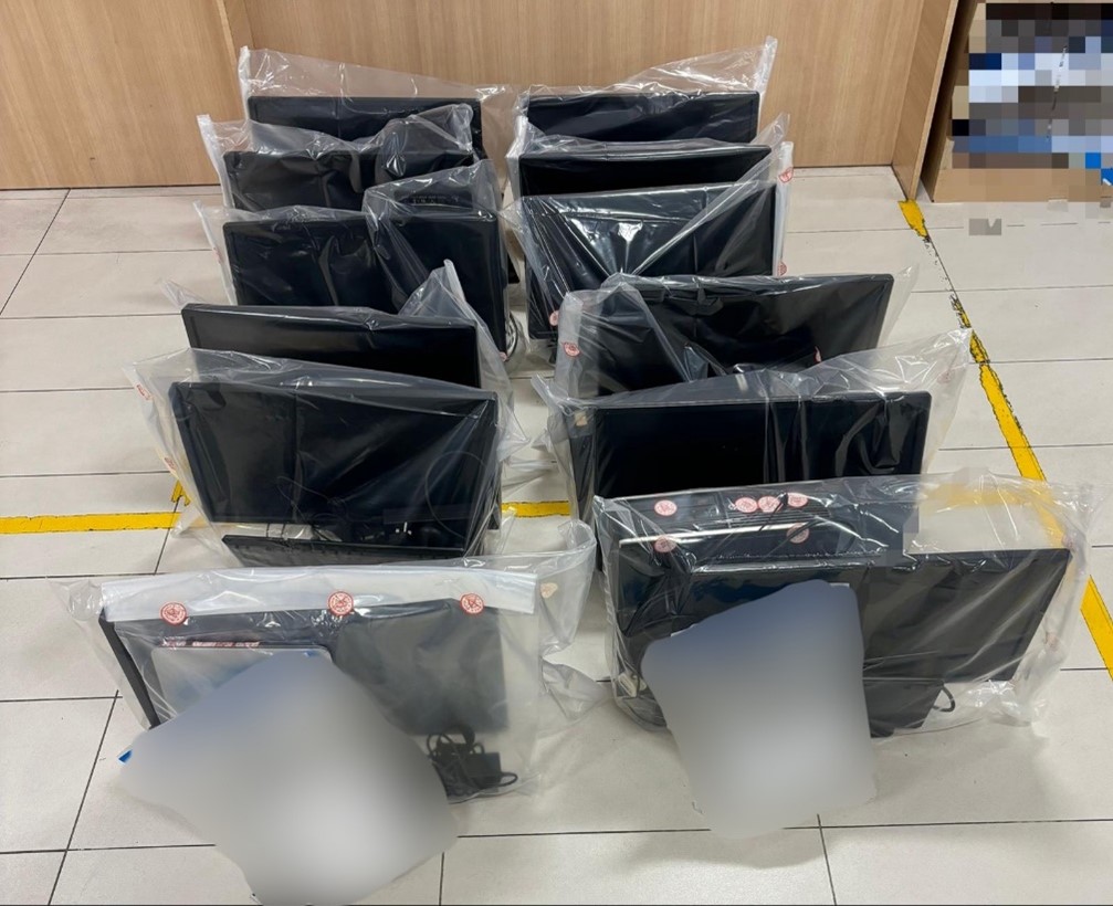 Exhibits seized during anti-gambling operation in the vicinity of Yishun. Photo courtesy: www.police.gov.sg
