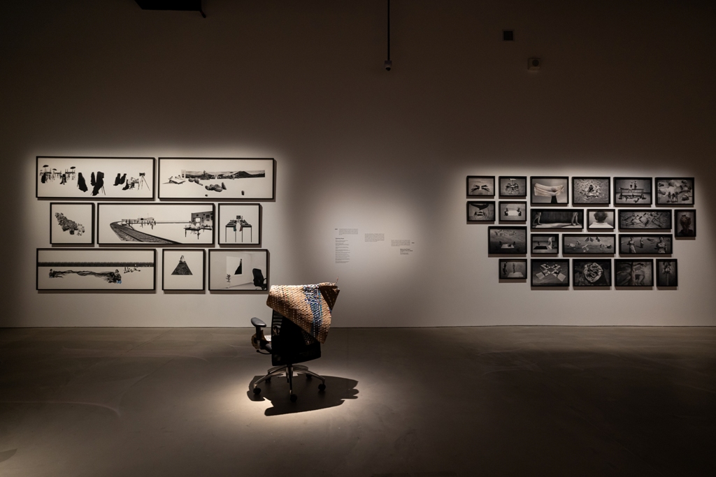 Installation view of Yee I-Lann’s ‘Picturing Power’ (2013) (left). Photo courtesy: Singapore Art Museum.