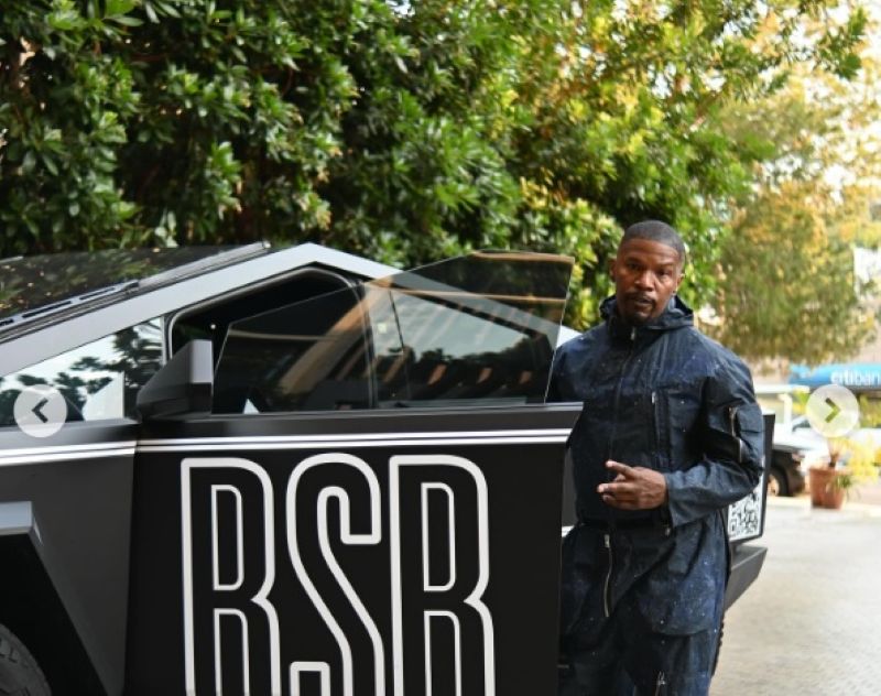 Actor Jamie Foxx gets injured after altercation at Beverly Hills restaurant 