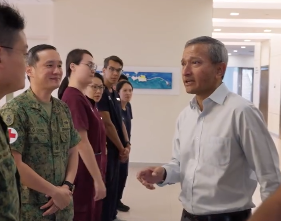 Singapore foreign minister praises telemedicine team helping Gaza refugees on UAE-led hospital ship