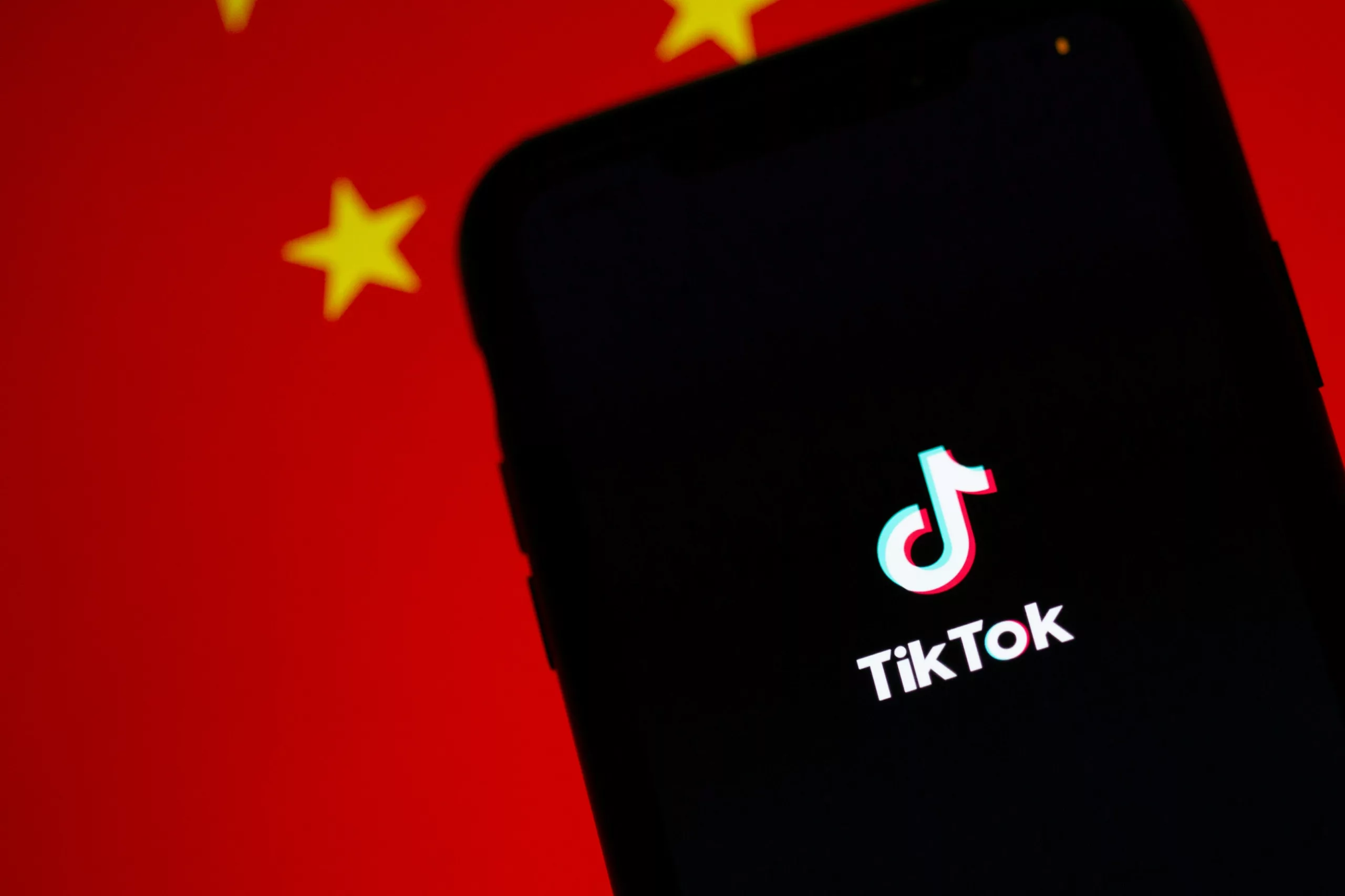 TikTok restored in US after Trump pledges support 
