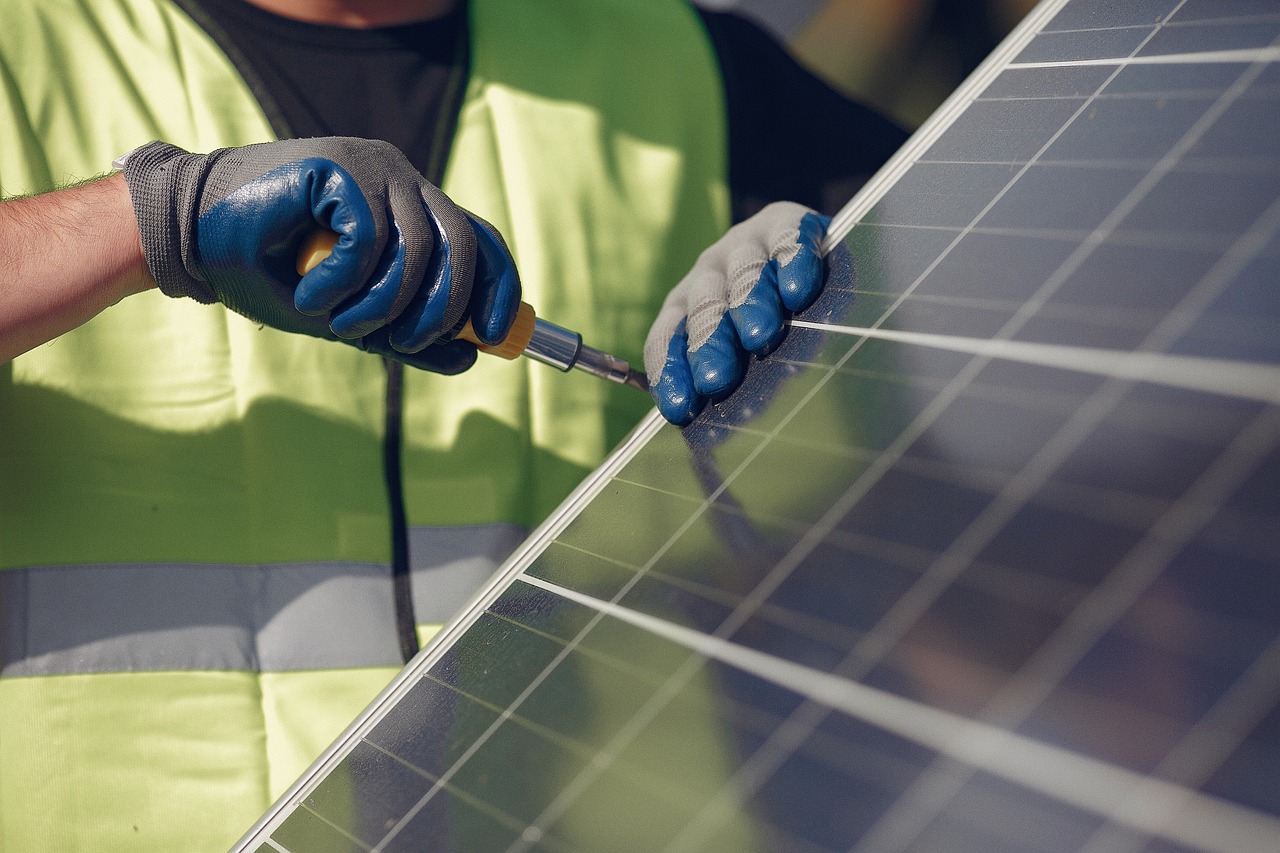 India Energy Week 2025: Mix gets cleaner even as demand surges, driving domestic transformation with a global impact